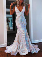 Nina | Vestido de fiesta largo estilo sirena con lentejuelas rosas y escote en V profundo