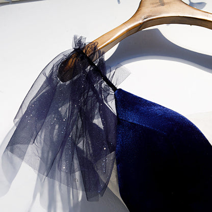 Blaues kurzes Homecoming-Kleid aus Samtoberteil und Tüll mit V-Ausschnitt, S98