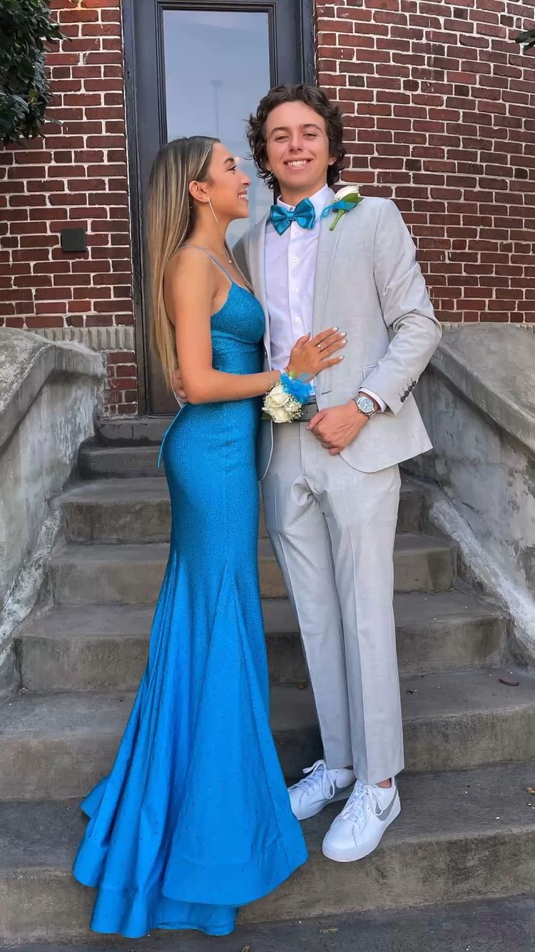 Spaghettiträger Pfauenfarbe Meerjungfrau Ballkleid, Charmantes Abendkleid Y1602