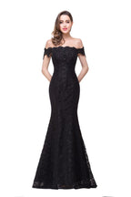 Vestidos de dama de honor con hombros descubiertos y encaje de sirena hasta el suelo