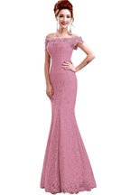 Vestidos de dama de honor con hombros descubiertos y encaje de sirena hasta el suelo