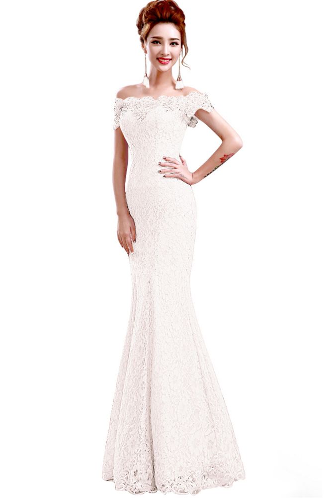 Vestidos de dama de honor con hombros descubiertos y encaje de sirena hasta el suelo