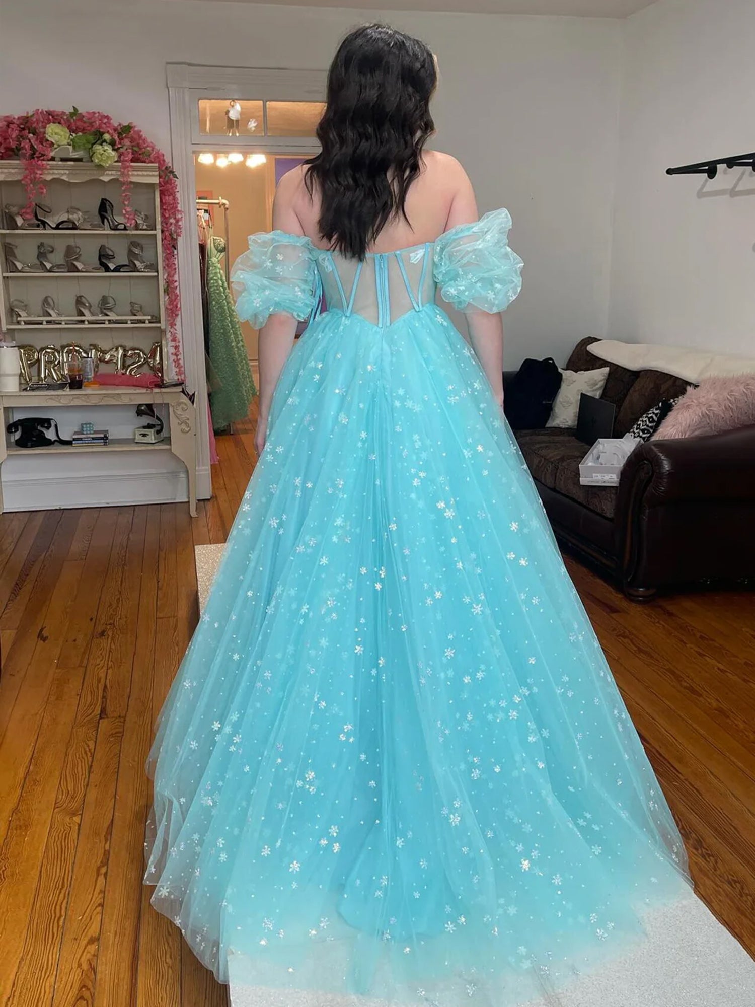 Francis | Vestido de fiesta largo de tul azul agua sin tirantes, corte A, con estrellas