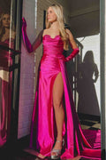 Vestido de fiesta largo plisado de satén estilo sirena sin tirantes color fucsia