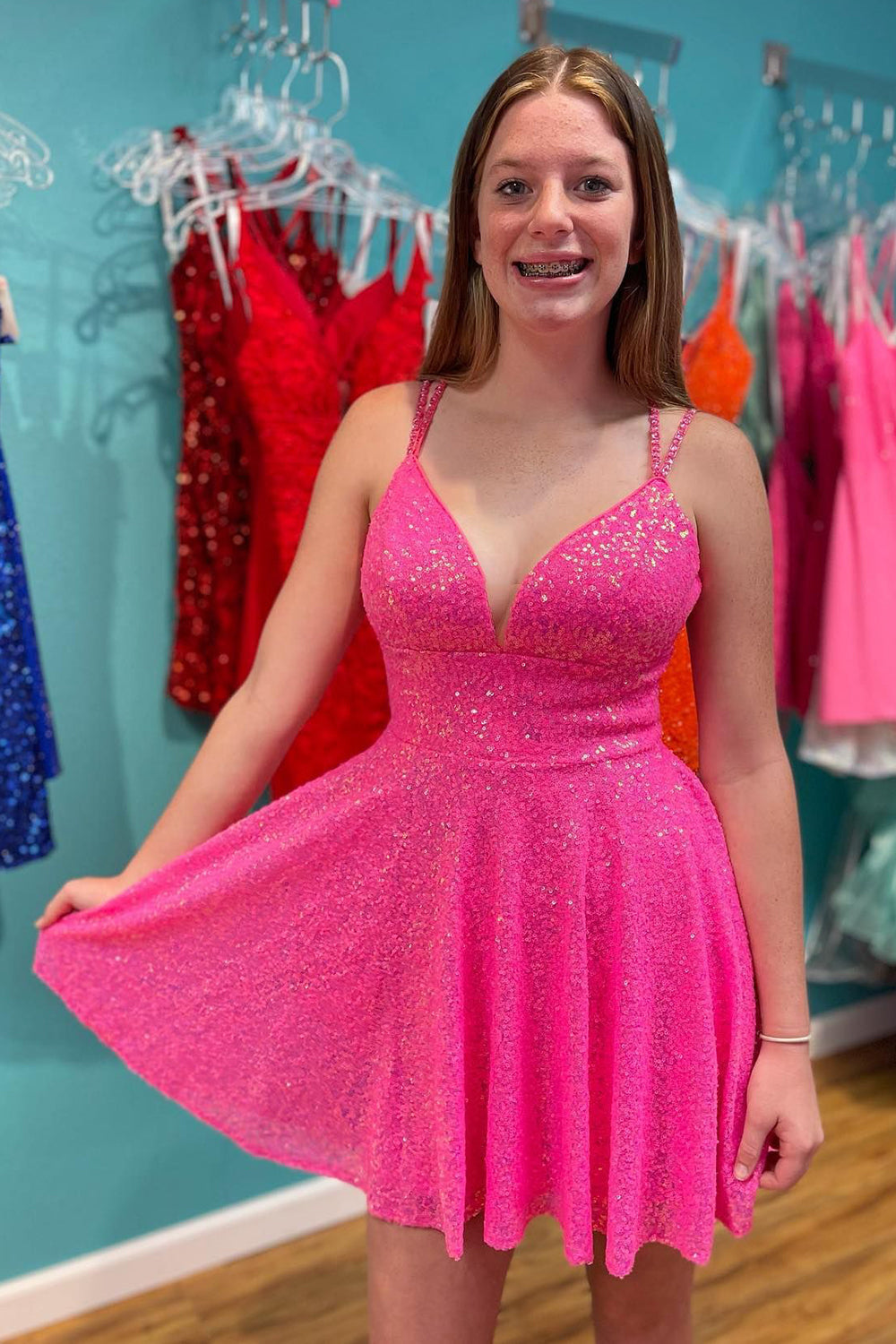Jacinto | Vestido de fiesta de lentejuelas con tirantes dobles y corte A