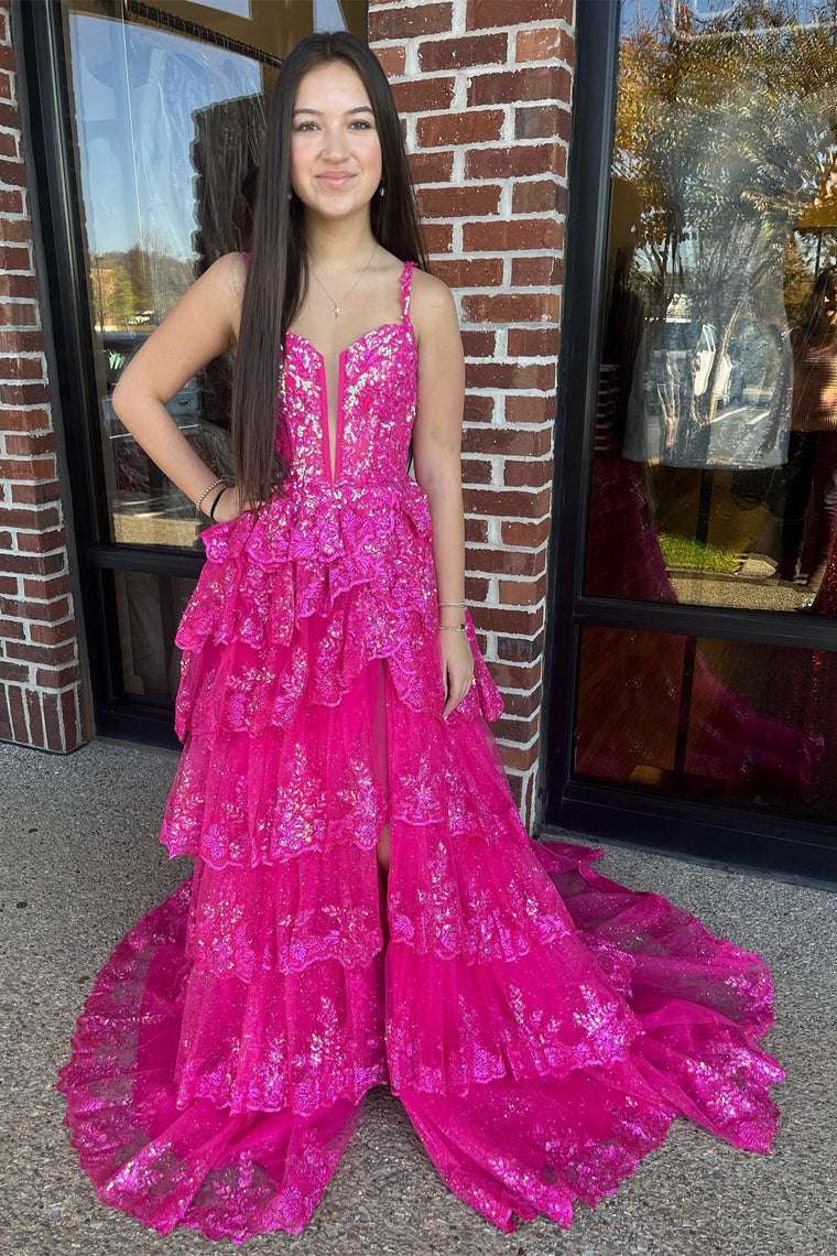 Martha | Fuchsiafarbenes, mehrlagiges Abendkleid mit Pailletten und Schlitz
