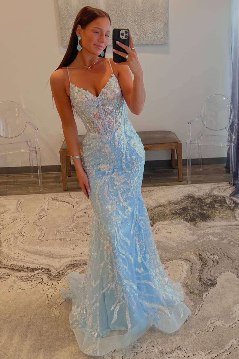 Margaret | Träger Hellblaues V-Ausschnitt Paillettenapplikationen Meerjungfrau Ballkleid