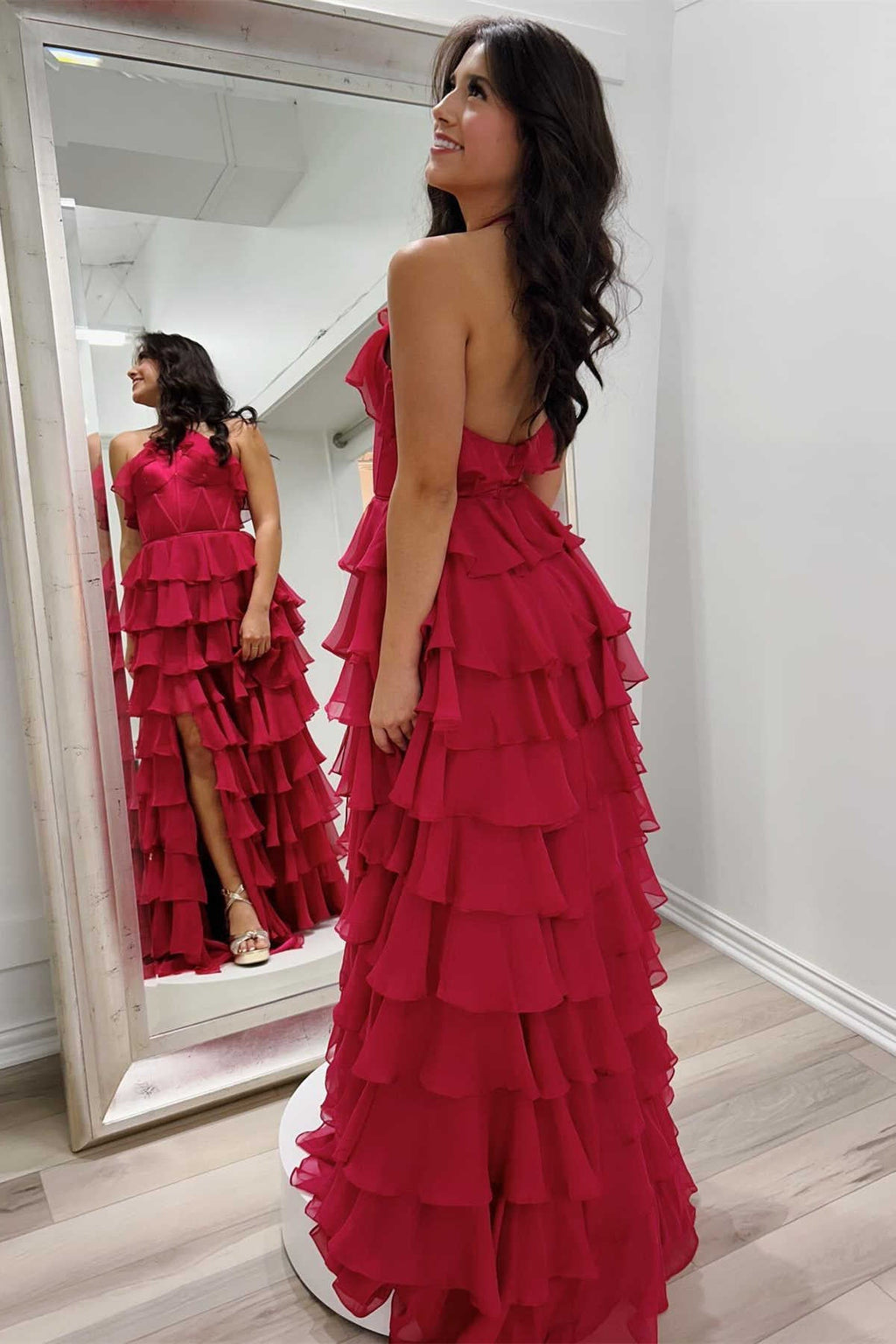 Vestido de fiesta con escote halter, escote en forma de cerradura, volantes y abertura