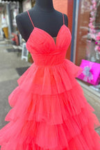 Vestido de fiesta largo con escote en V y volantes en color lavanda