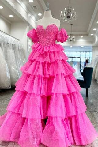 Vestido negro sexy de encaje en capas con escote en forma de A y abertura