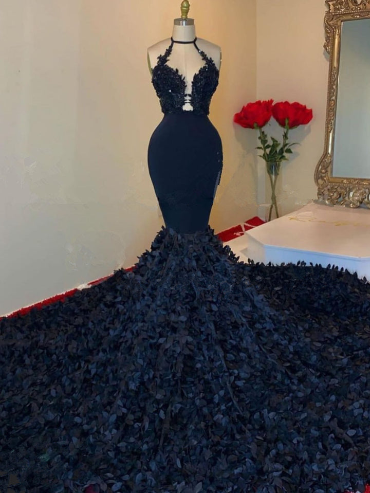 Glamouröse schwarze V-Ausschnitt Neckholder Applikationen Ärmellos Bodenlang Meerjungfrau Ballkleider
