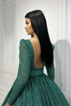 Glamoroso vestido de fiesta verde oscuro de corte A con lentejuelas, largo hasta los tobillos y mangas largas