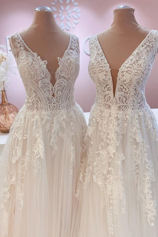 Glamouröses langes A-Linien-Brautkleid mit offenem Rücken und Tüllapplikationen