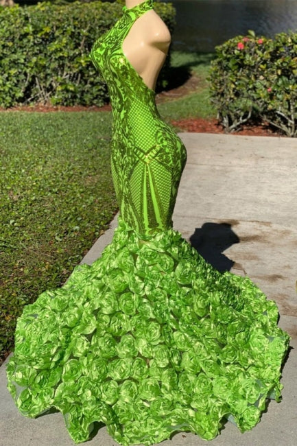 Glamouröses langes grünes Pailletten Neckholder-Blumen-Meerjungfrau-Satin-Ballkleid