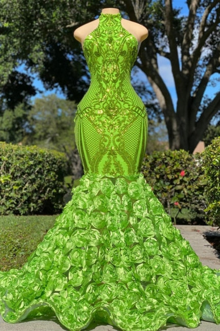 Glamouröses langes grünes Pailletten Neckholder-Blumen-Meerjungfrau-Satin-Ballkleid