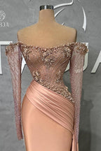 Glamoroso vestido de fiesta largo estilo sirena con hombros descubiertos, satén, cuentas y perlas, con mangas largas