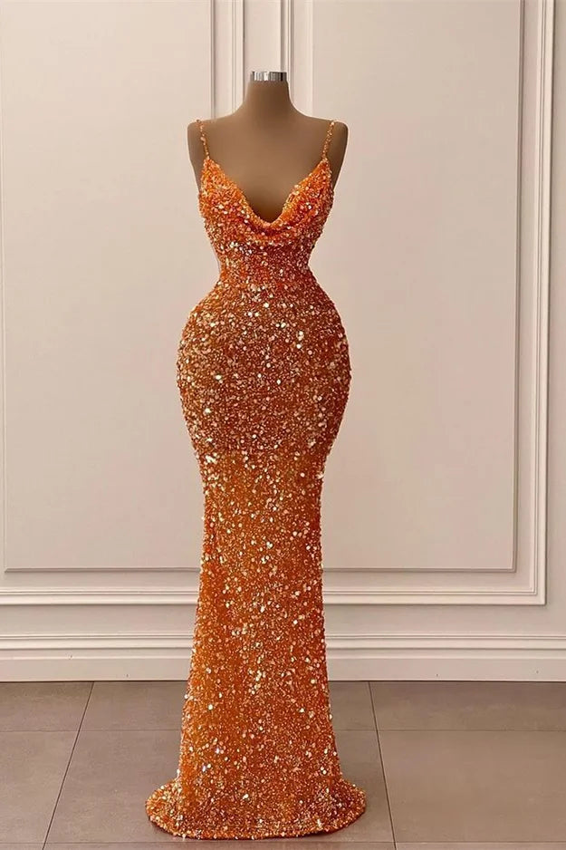 Glamouröses langes orangefarbenes, ärmelloses Meerjungfrau-Ballkleid mit Spaghettiträgern und Pailletten