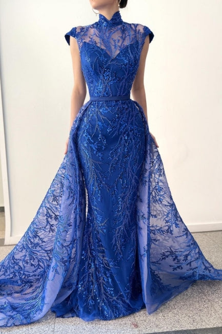 Glamouröses, langes, königsblaues, hochgeschlossenes, ärmelloses Ballkleid aus Spitze mit abnehmbarer Schleppe