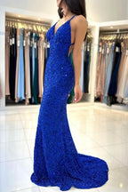 Glamouröses langes königsblaues Abendkleid mit V-Ausschnitt und Spaghettiträgern und Glitzer