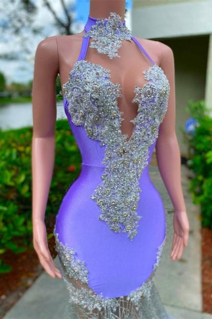 Glamoroso vestido de fiesta de sirena de satén morado, largo hasta el suelo, sin mangas y con apliques