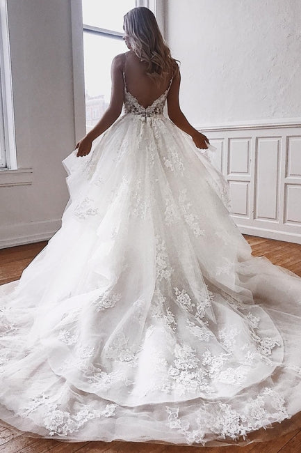 Glamorous Spaghetti-Straps Lace Appliques Tulle A-Line Wedding Dresses