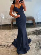Glint | Vestidos de fiesta largos con lentejuelas amarillas, escote en V y corte sirena brillante