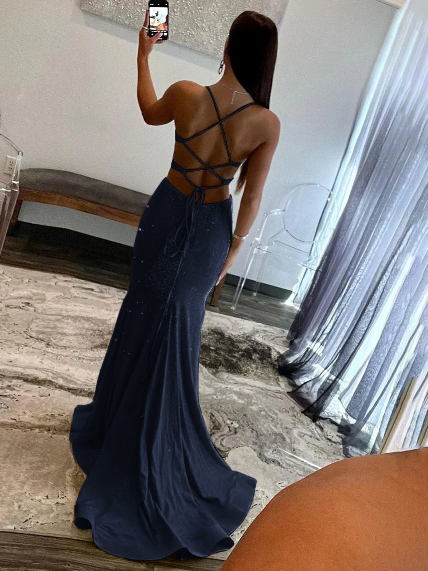 Glint | Vestidos de fiesta largos con lentejuelas amarillas, escote en V y corte sirena brillante
