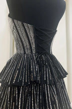 Deb | Vestido de fiesta corto con corsé, corte A, sin tirantes y con purpurina negra y cuentas