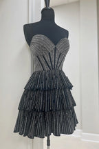 Deb | Vestido de fiesta corto con corsé, corte A, sin tirantes y con purpurina negra y cuentas