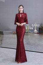 Glitzerndes Meerjungfrauen-Partykleid mit halblangen Ärmeln und Schlüsselloch in Burgunderrot