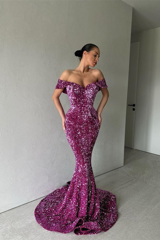 Vestidos de fiesta de sirena con escote corazón y hombros descubiertos con lentejuelas brillantes