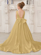 A-Linie Prinzessin Ärmelloses Satin Blumenmädchenkleid mit Schleppe und Schleife 