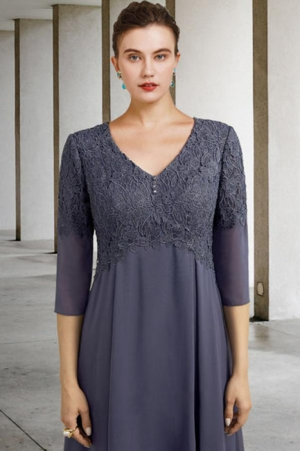 Hermoso vestido de madre de la novia de corte A con encaje, escote en V, mangas 3/4 y apliques para dama de honor.