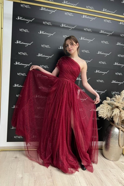 Hermosos vestidos de noche largos burdeos con purpurina, corte A, sin mangas, con un hombro al descubierto y abertura