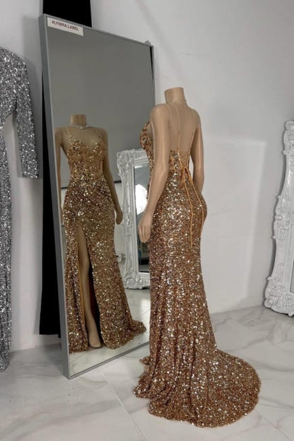 Wunderschönes säulenförmiges, ärmelloses Ballkleid aus Tüll mit Spaghettiträgern und Strass