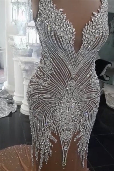 Wunderschöne Kristalle Meerjungfrau Brautkleid V-Ausschnitt Rückenfrei Champagner Brautmode