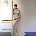 Wunderschönes langes A-Linien-Brautkleid mit Herzausschnitt, Applikationen und Spitze und Ärmeln