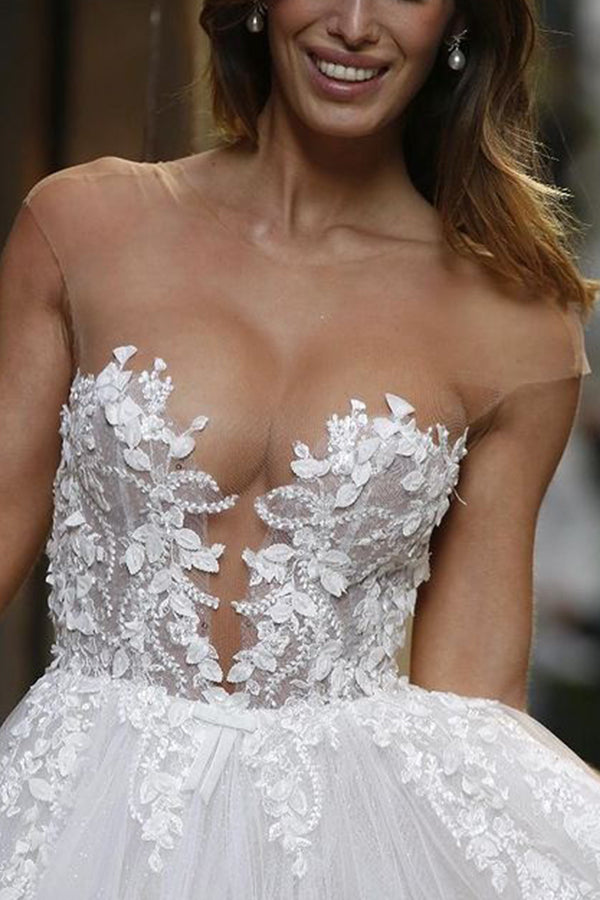 Gorgeous Long A-line Tulle Appliques Lace Wedding Dress