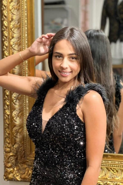 Wunderschönes langes schwarzes ärmelloses Meerjungfrau-Abendkleid mit V-Ausschnitt und Glitzer