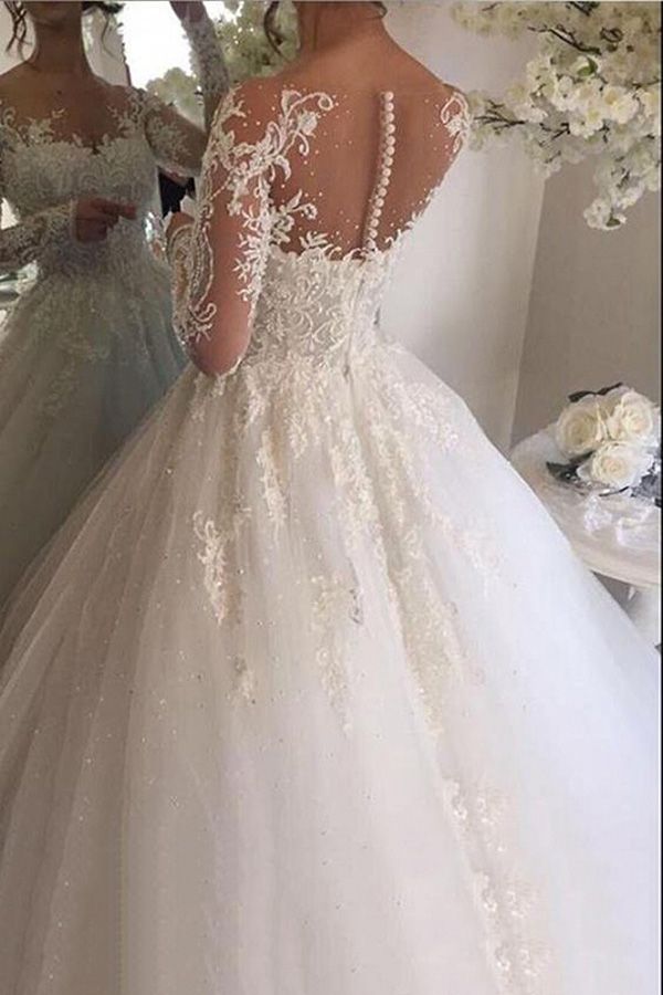 Wunderschönes langes elfenbeinfarbenes A-Linien-Brautkleid aus Tüllspitze mit Ärmeln