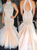 Hermosos vestidos de fiesta de tul con cuentas y escote halter de sirena sin mangas