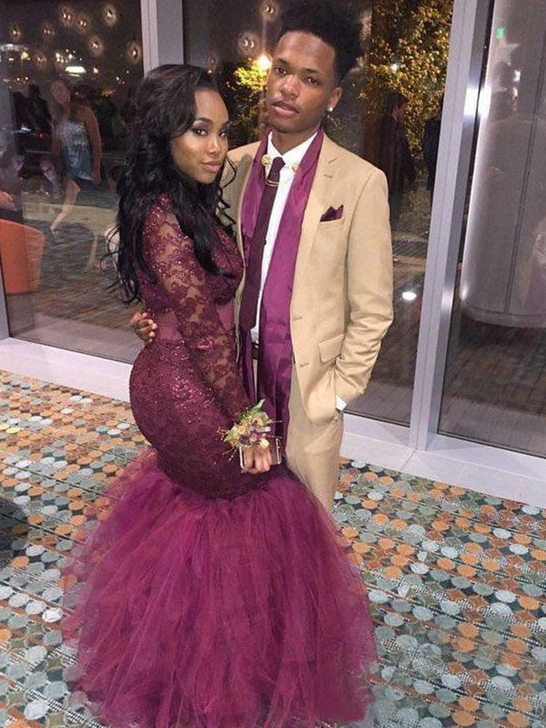 Hermosos vestidos de fiesta de encaje hasta el suelo con apliques de manga larga y joya de sirena