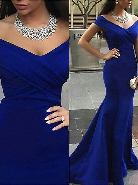 Hermosos vestidos de fiesta de satén sin mangas con hombros descubiertos y corte sirena