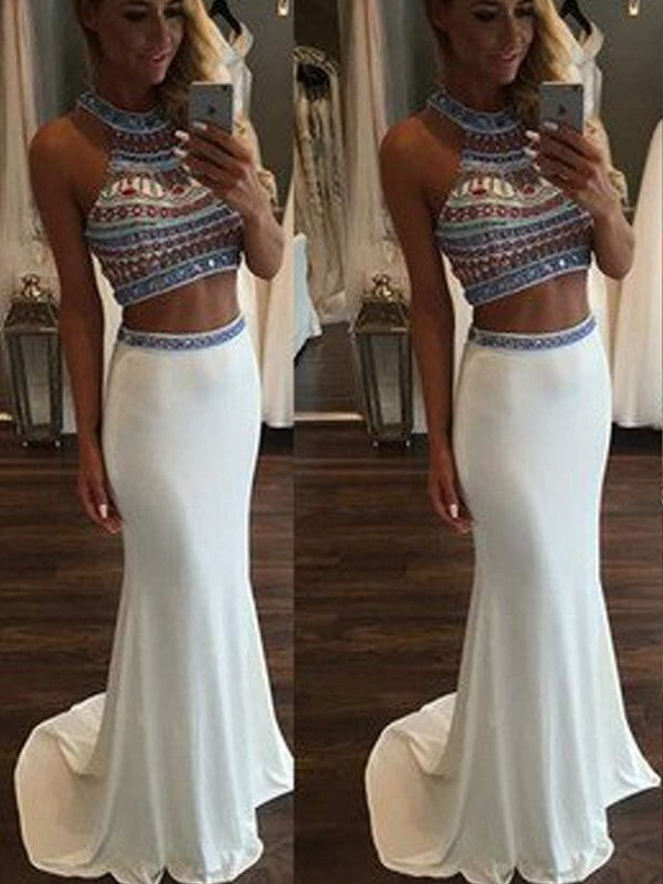 Hermosos vestidos de fiesta de dos piezas de spandex con cuello halter, sin mangas y corte sirena