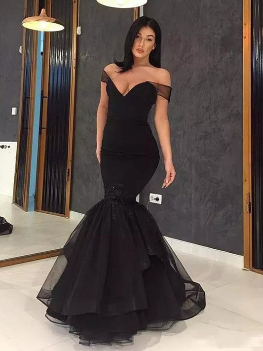 Hermosos vestidos de fiesta de tul con volantes y hombros descubiertos, sin mangas y corte sirena