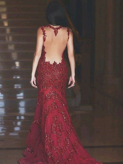 Hermosos vestidos de fiesta de tul con apliques y escote en V de sirena sin mangas