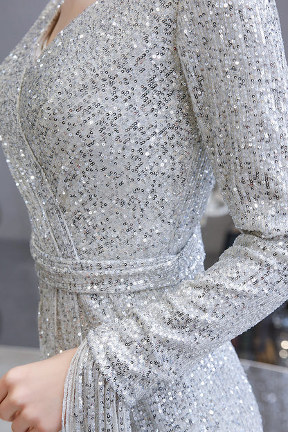 Hermosos vestidos de noche de sirena con escote en V y mangas largas con lentejuelas