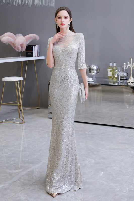 Wunderschönes silbernes langes Ballkleid mit langen Ärmeln