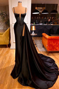 Wunderschönes ärmelloses Abendkleid im Meerjungfrauen-Stil mit Schlitz
