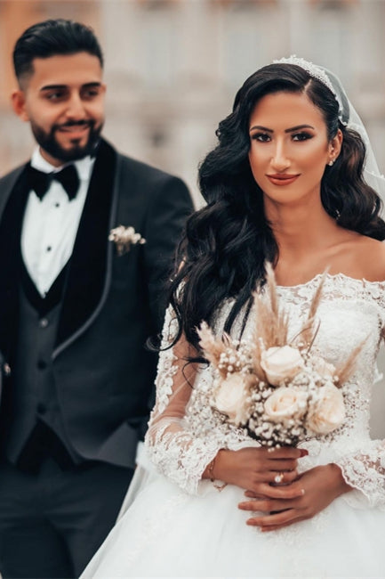Gorgeous White Long Sleeves Lace Ball Gown Aline Floral Tulle Wedding Dresses